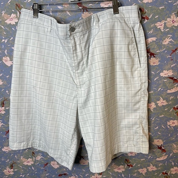 PGA TOUR gray and white checkered golf shorts - Picture 1 of 6